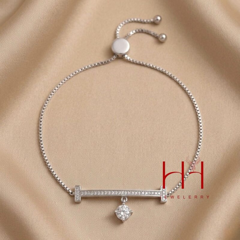 Tiffany Safir Qolbaq